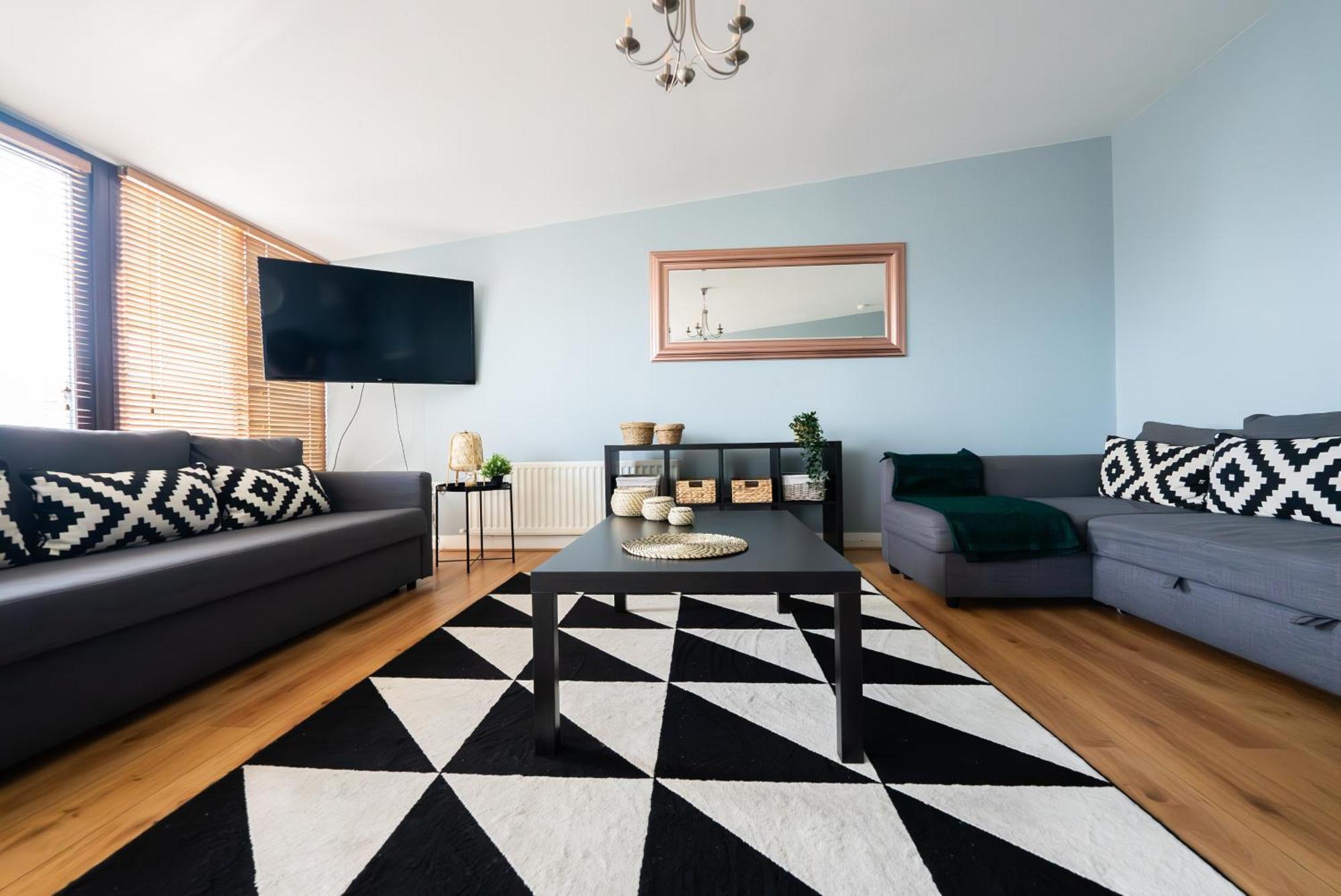 Appartamento Hall Penthouse Duplex - Incredible Views & Sleeps 8 & Balcony & Very Modern And Spacious